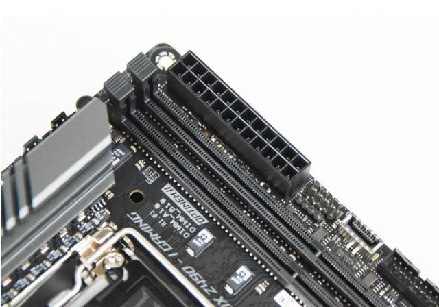 ROG Z490-IGaming主板开箱：10代Mini主板的巅峰之作