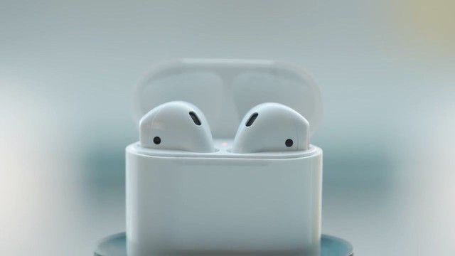 庆祝排灯节，印度用户买苹果 iPhone 11 就送 AirPods