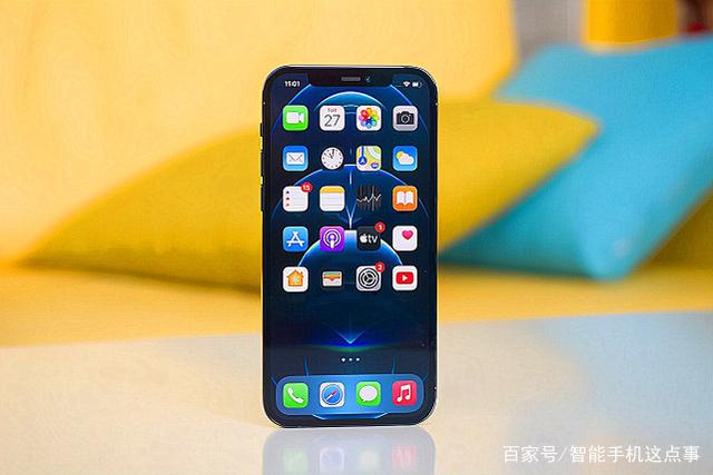绝密版iPhone 12真机曝光 运行的竟不是iOS