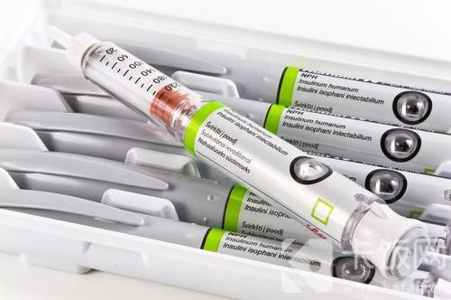 下列哪类药品适宜放进冰箱低温保存