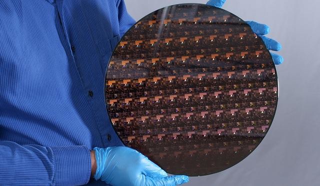 IBM总裁：芯片缺货可能还要2年才能缓解