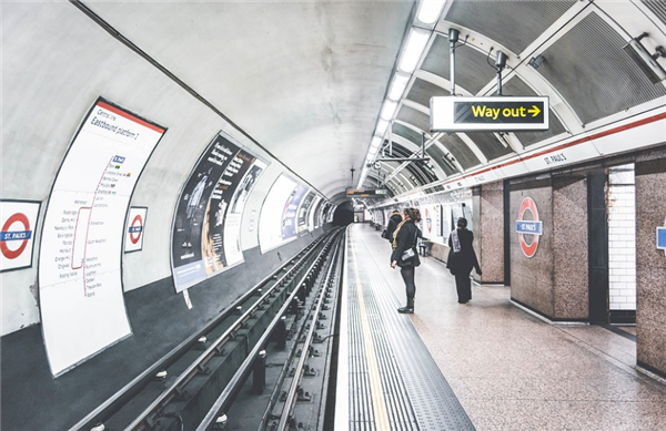伦敦地铁迎来“好消息”，2024年底全面覆盖4G信号