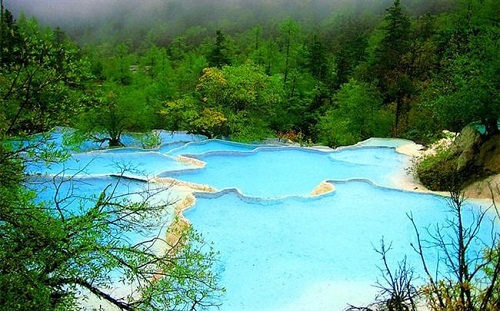 四川著名景区九寨沟因什么而得名