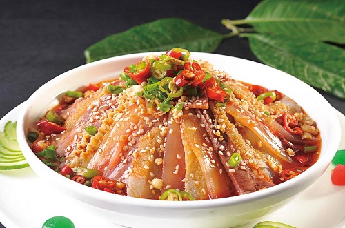 一般来说，现在正宗的“夫妻肺片”里有肺片吗