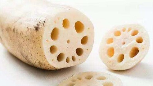 切开的莲藕放置一段时间后容易变色，是坏了吗