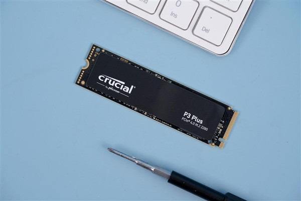 速度达5000MB/s！英睿达P3 Plus 1TB SSD图片来了！鉴赏一下