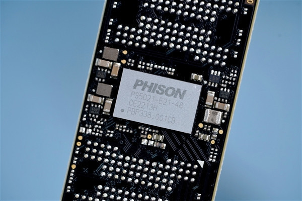 速度达5000MB/s！英睿达P3 Plus 1TB SSD图片来了！鉴赏一下