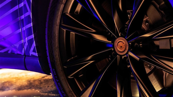 雷克萨斯RX 500h特别版发布！外观和内饰设计灵感源自于漫威系列电影 专门为瓦坎达设计