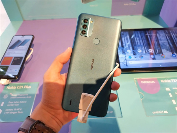 诺基亚发布Nokia T21平板： 4GB内存64GB 存储 10.4英寸2K屏 8200mAh 售价为 3299000 印尼盾