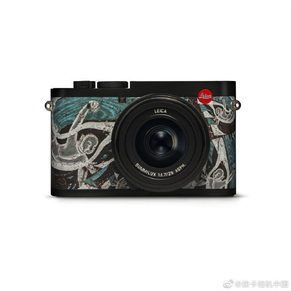 徕卡 Q2 敦煌特别限量版相机仅在中国大陆限量发售 300 台，定价 51800 元