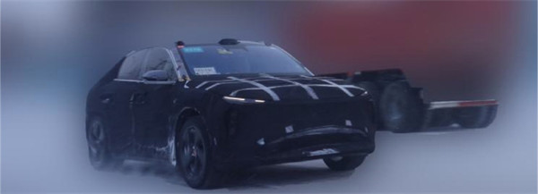 蔚来 EC7 全新纯电 SUV 路试谍照曝光，可能在 NIO Day 2022 现身