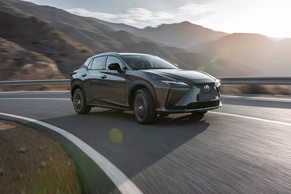 丰田雷克萨斯RZ上市：共推出3款车型，售价区间为36.99-45.99万元