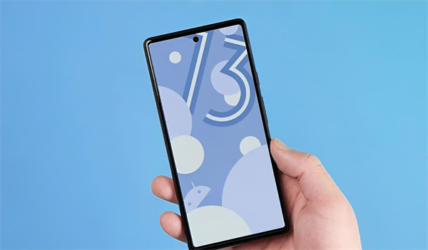 谷歌向 Pixel 手机推出 Android 13 QPR2 Beta 3.2：修复屏幕问题