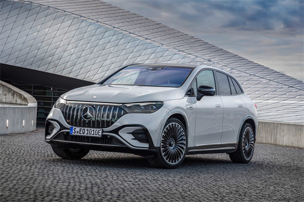 梅赛德斯-奔驰公布 EQE SUV 美国定价：起价 77900 美元