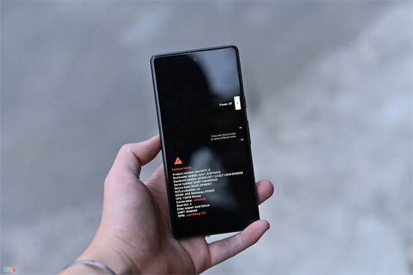 零售清单显示：谷歌将于今年 6 月推出 Pixel Fold 和 Pixel 7a 两款手机