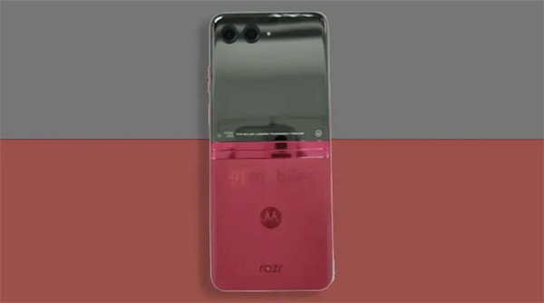 摩托罗拉 moto Razr+ 2023 折叠屏手机通过中国质量认证