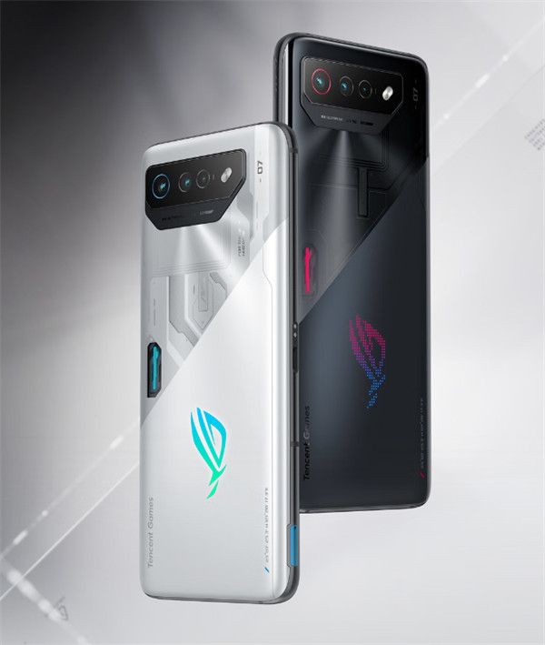 腾讯 ROG 7 系列游戏手机开售,售价 4499 元起