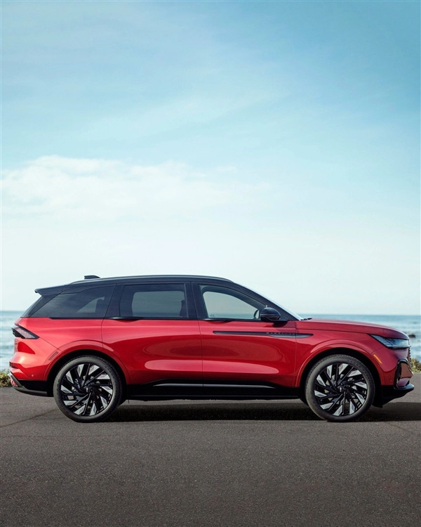 长安林肯全新中型SUV航海家上市，售价32.88万元起