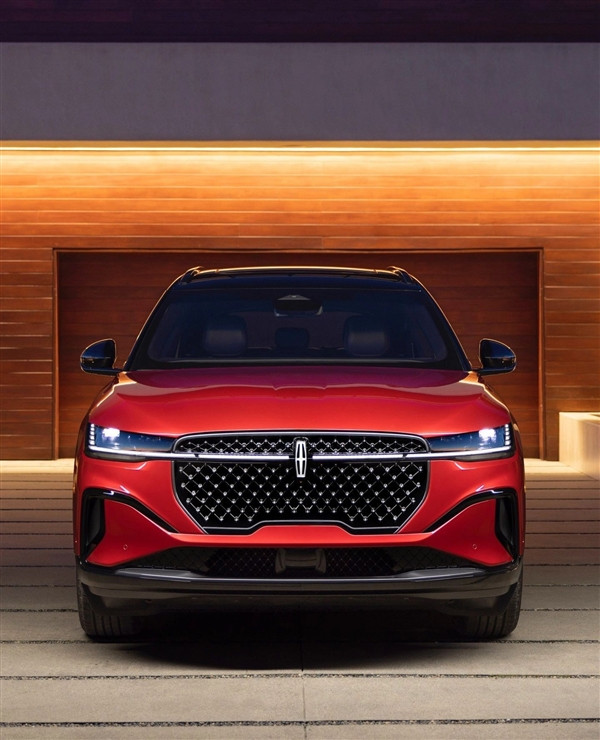 长安林肯全新中型SUV航海家上市，售价32.88万元起