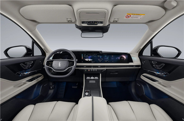 长安林肯冒险家上市的，售价区间24.58-34.58万元