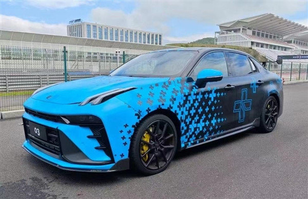 领克03高性能版发布，搭载2.0T双增压发动机