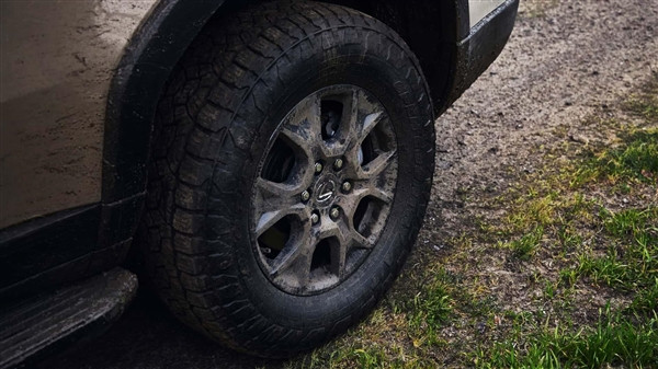 雷克萨斯GX发布，提供Overtrack越野套件