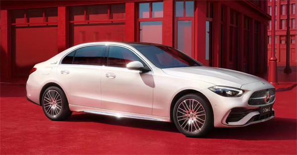 梅赛德斯-奔驰召回部分进口 EQS 汽车，共计 2324 辆