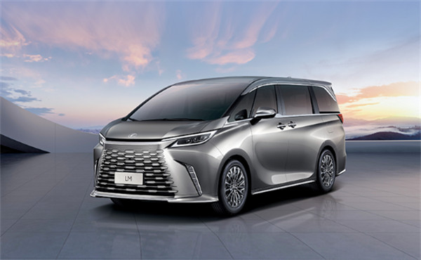 雷克萨斯新款豪华 MPV 车型 LM 全球首发
