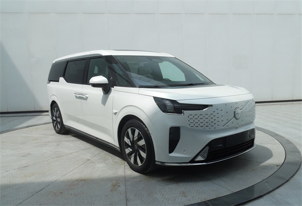 沃尔沃首款 MPV 车型 EM90 完成申报