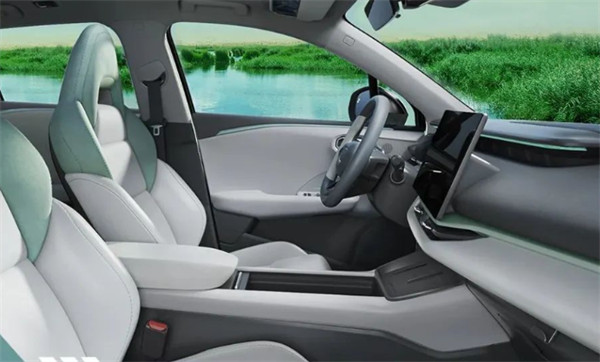 领克 06 EM-P 公布座舱细节