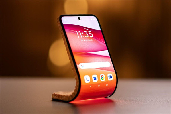 摩托罗拉展示 Moto 柔性概念手机