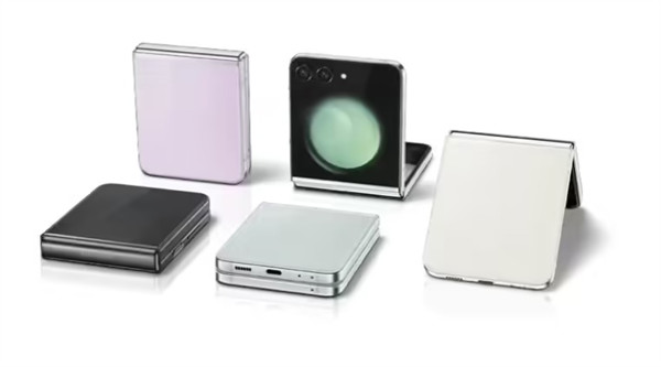 三星发布 Galaxy Z Flip 5 Retro 手机