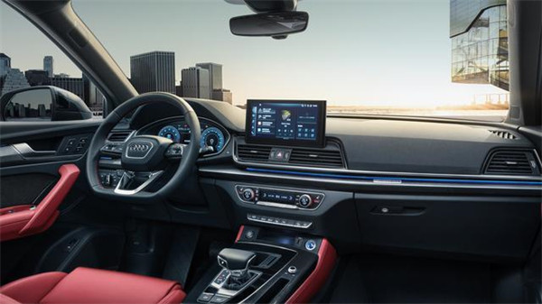 新款奥迪 Q5L Sportback 上市，售价 43.19 万元起