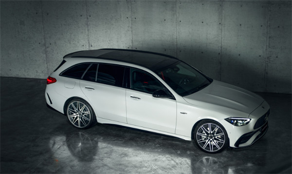 梅赛德斯-AMG C 43 4MATIC 旅行轿车上市，售价 70.08 万元