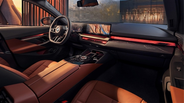 宝马推出纯电版BMW i5，将在2024年1月底上市