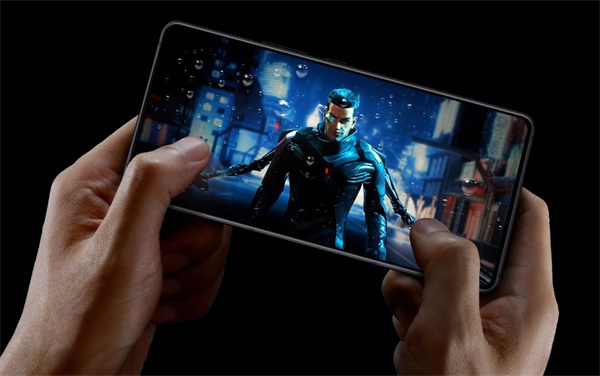 ROG 游戏手机 8 Pro 发布，售价 5999 元起