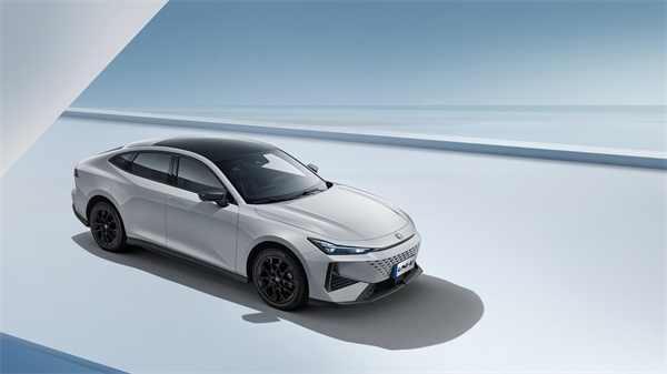 长安第二代 UNI-V 车型上市，售价10.89万元起