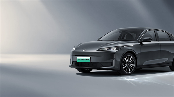 长安启源 A05 真香版上市，售价 7.89 万元起