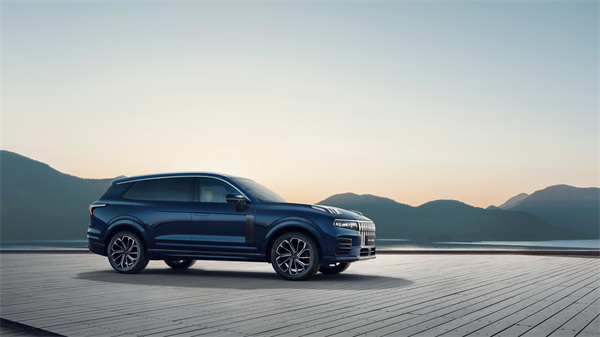 领克 O9 MHEV 四驱全球版上市，售价 23.58 万元