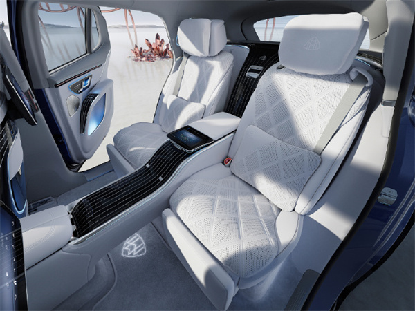 全新梅赛德斯-迈巴赫 EQS 纯电 SUV 680 上市
