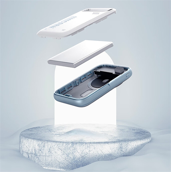 魅族 PANDAER 35W 妙磁无线充移动电源开售