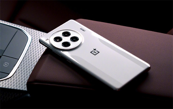 一加 Ace 3 Pro 今日开售，售价 3199 元起