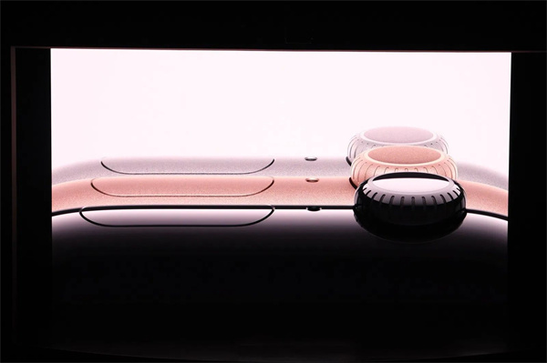 苹果发布 Apple Watch Series 10 智能手表