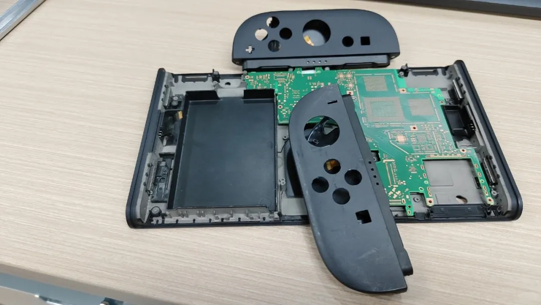 任天堂Switch 2设计曝光，第三方效果图引热议
