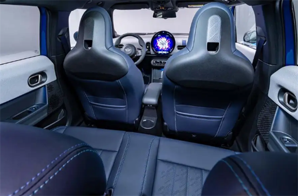 宝马 MINI Cooper 五门版掀背车定档 11 月 15 日广州车展上市