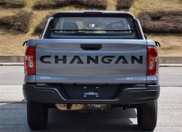 ‌长安汽车“长安猎手”皮卡新增“御甲版”，起售价 15.99 万元‌