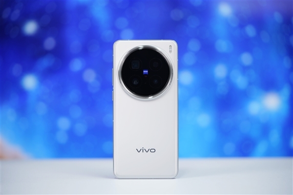 安兔兔2025年1月Android性能榜出炉：vivo天玑9400旗舰夺冠